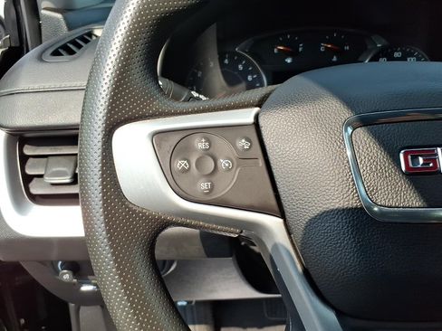 Certified 2023 GMC Terrain SLE FWD image 16