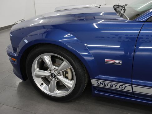 Used 2008 Ford Mustang GT RWD image 34