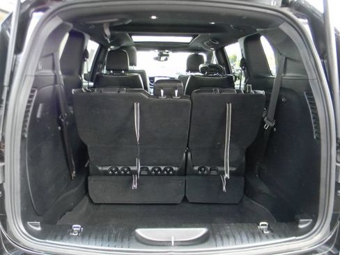 Used 2025 Chrysler Pacifica Limited FWD image 19