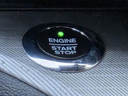 Used 2020 Ford Explorer XLT w/ Class III Trailer Tow Package image 24