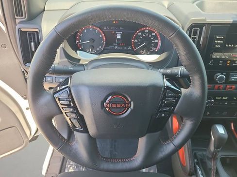 Used 2026 Nissan Frontier PRO-4X AWD/4WD image 20