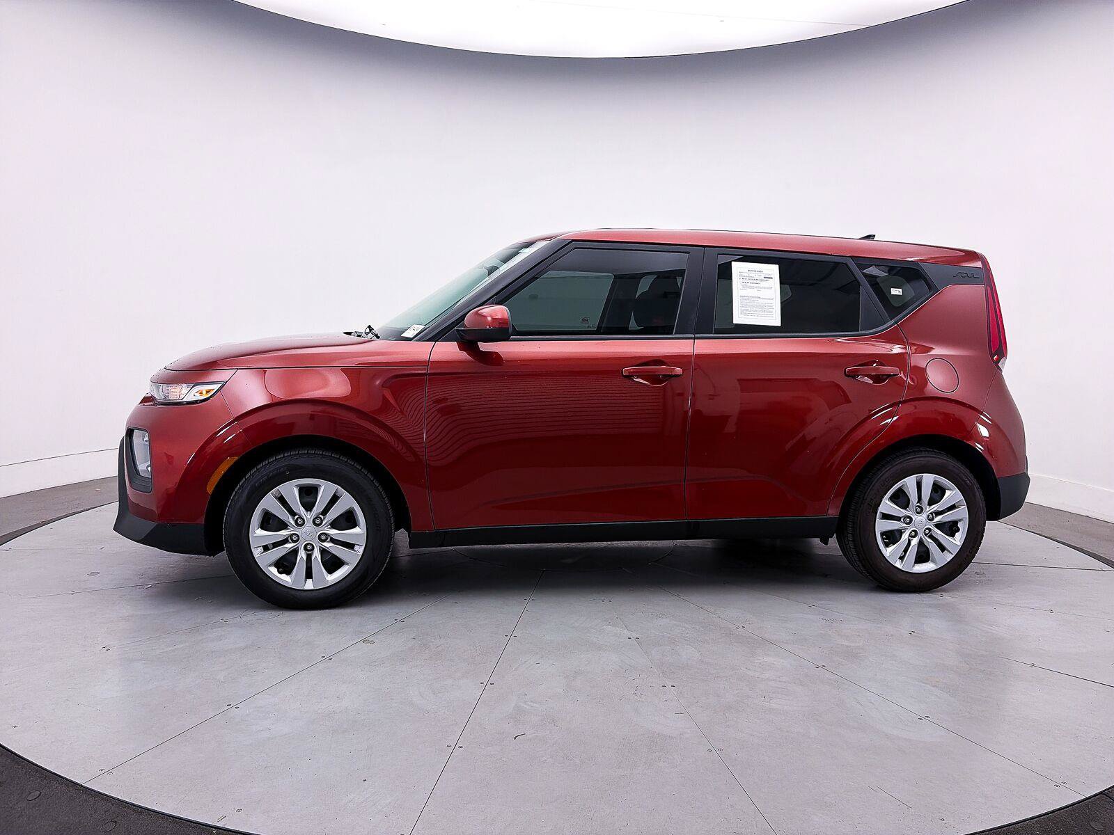 Used 2021 Kia Soul LX FWD image 34