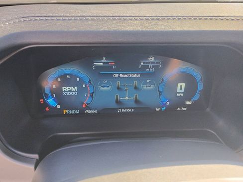 New 2025 Ford Bronco Outer Banks w/ Sasquatch Package image 23