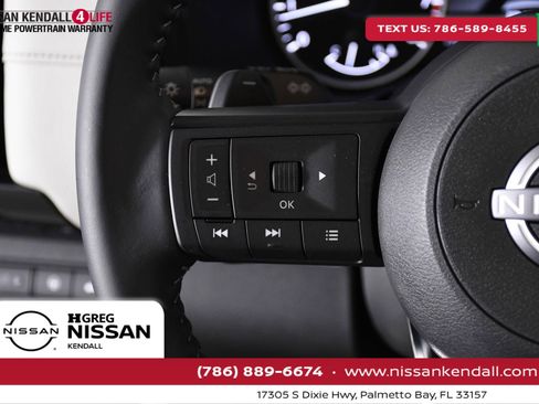 New 2024 Nissan Pathfinder SV w/ SV Premium Package image 13