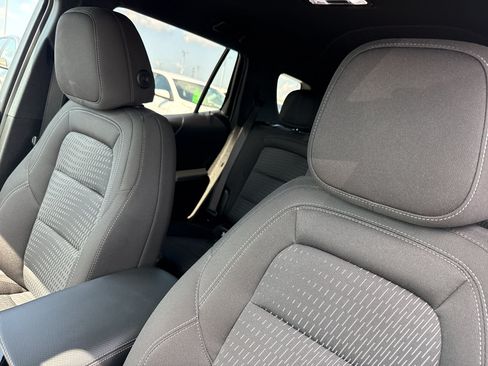 Certified 2025 Chevrolet Equinox LT w/ Safety and Technology Package AWD/4WD image 27