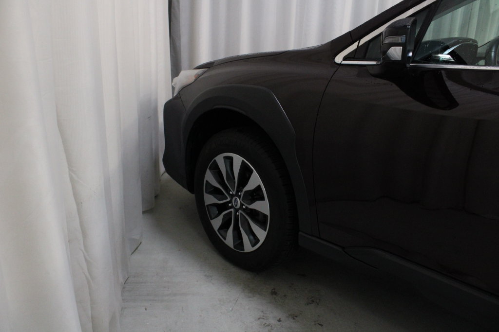 Used 2024 Subaru Outback Limited AWD/4WD image 31