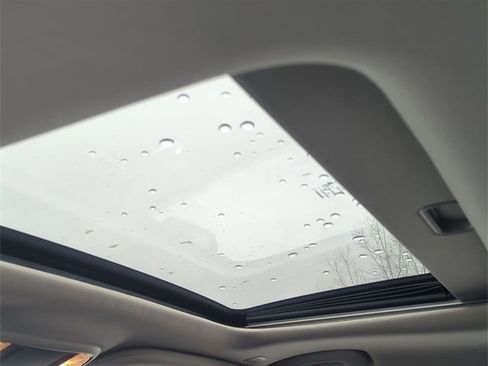 Used 2021 Dodge Durango SXT image 22