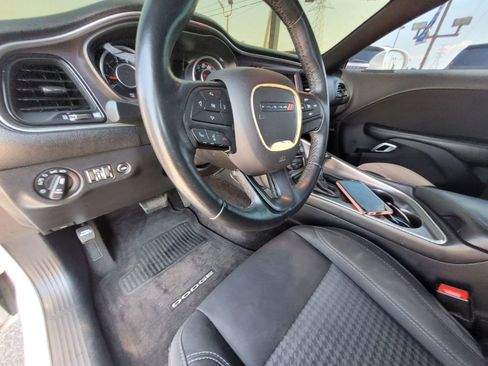 Used 2015 Dodge Challenger R/T w/ Quick Order Package 28B R/T image 10