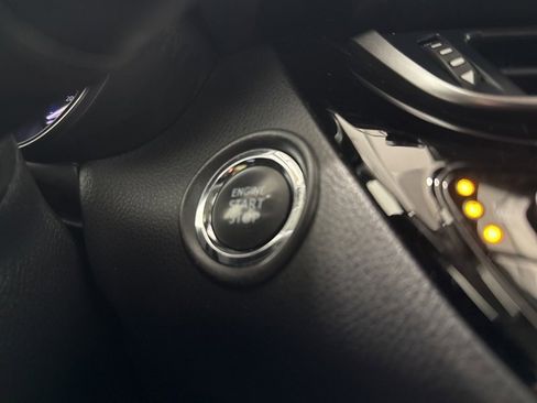 Used 2022 Toyota C-HR Limited image 25