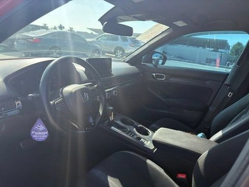 Used 2025 Honda Civic Sport image 3