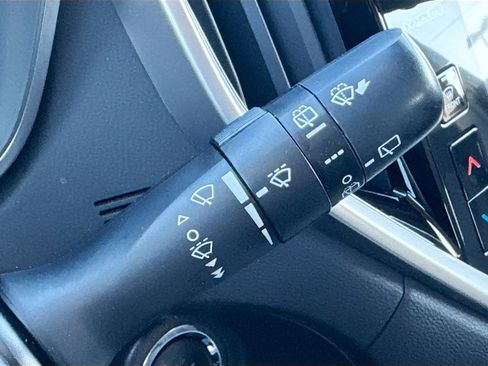 Certified 2023 Subaru Ascent Premium w/ Convenience Package image 16