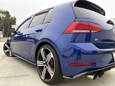 Used 2018 Volkswagen Golf R 4-Door image 26