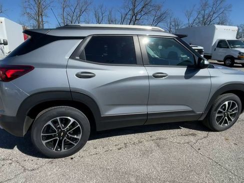 New 2026 Chevrolet TrailBlazer LT image 2