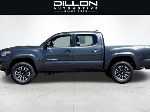 Used 2021 Toyota Tacoma TRD Sport AWD/4WD image 7