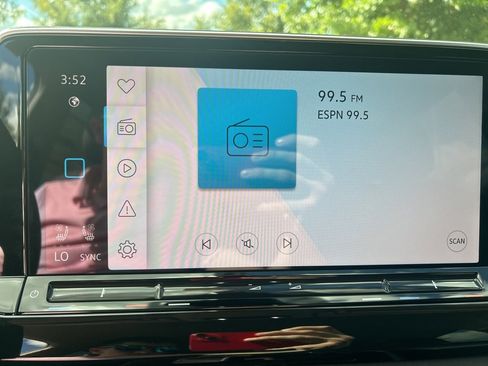 New 2026 Volkswagen Atlas SE image 18