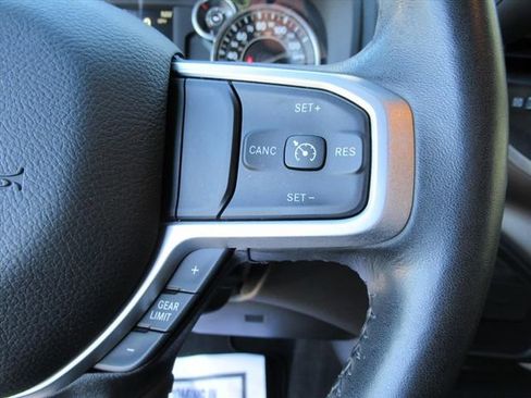 Used 2024 RAM 2500 Big Horn image 24