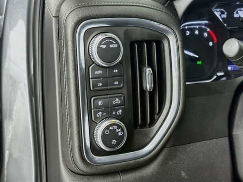 Used 2021 GMC Sierra 1500 Elevation w/ X31 Off-Road Package AWD/4WD image 11