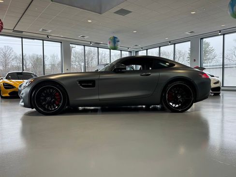 Used 2016 Mercedes-Benz AMG GT S image 3
