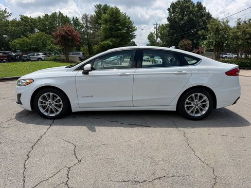 Used 2019 Ford Fusion SE FWD image 7