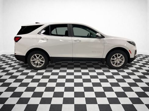 Certified 2023 Chevrolet Equinox LT AWD/4WD image 2