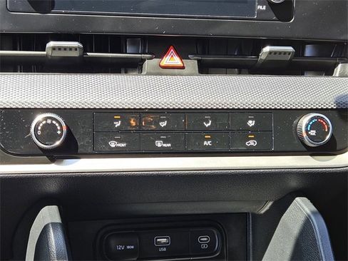 Used 2024 Kia Sportage LX image 21