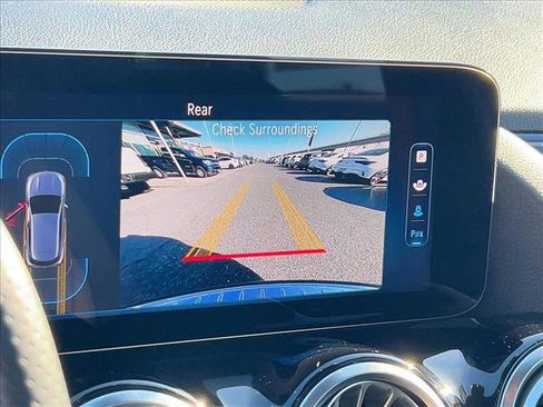 Used 2025 Mercedes-Benz GLA 35 AMG 4MATIC image 14