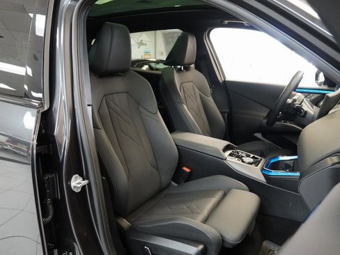 Used 2025 BMW X3 xDrive30i w/ M Sport Package image 30