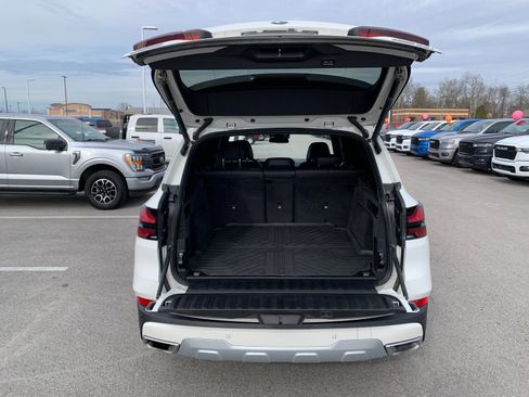 Used 2024 BMW X5 xDrive40i w/ Premium Package image 17