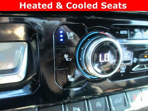 Used 2024 GMC Sierra 1500 AT4 w/ AT4 Premium Package image 17