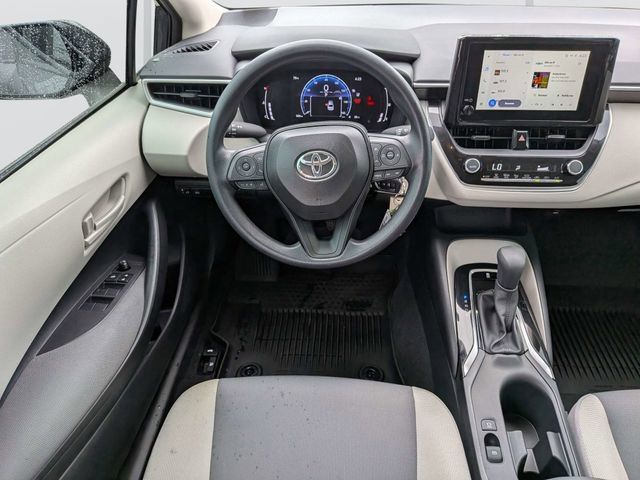Used 2026 Toyota Corolla LE FWD image 17