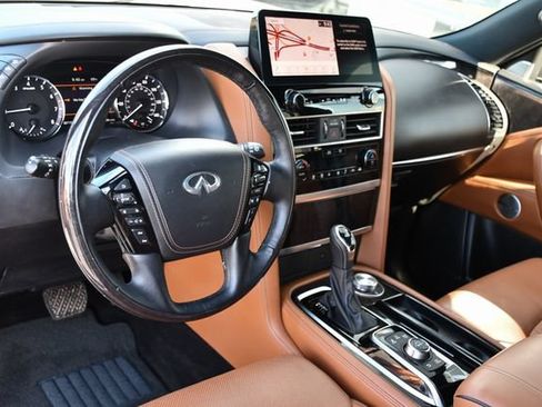 Certified 2024 INFINITI QX80 Sensory w/ Cargo Package AWD/4WD image 16