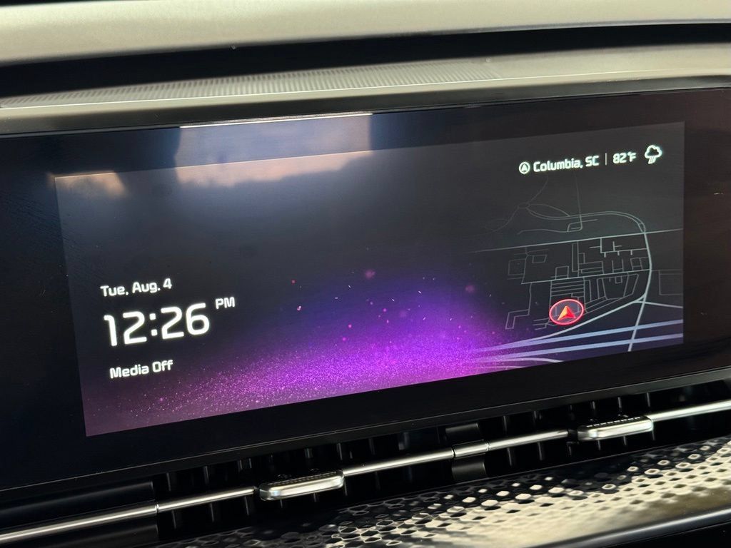 Used 2023 Kia Carnival SX Prestige FWD image 42