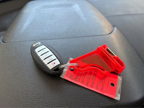 Used 2023 Nissan Altima 2.5 SV image 32