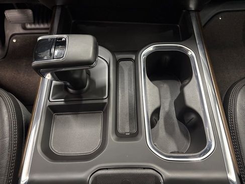 Used 2024 Chevrolet Silverado 1500 High Country w/ Technology Package image 21