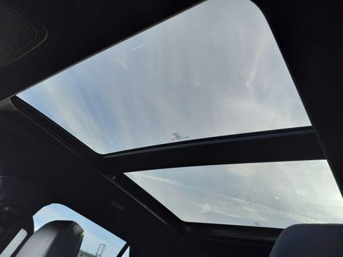 Used 2025 Ford Explorer Platinum w/ LUX Leather Package image 25