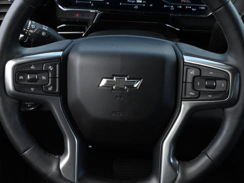 Used 2023 Chevrolet Silverado 1500 RST AWD/4WD image 33
