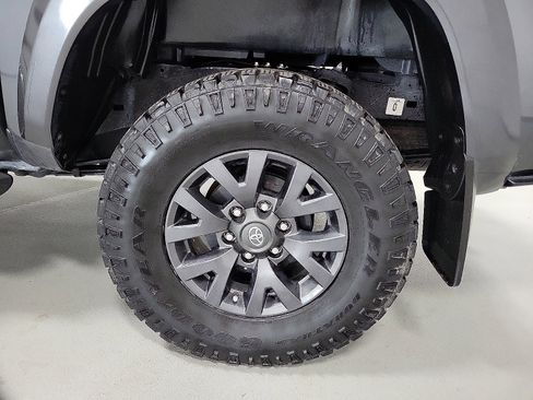Certified 2023 Toyota Tacoma SR5 image 8