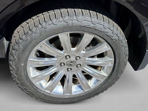 Used 2013 Lincoln MKX AWD image 9