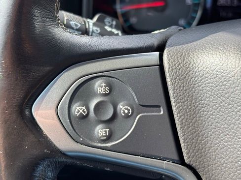 Used 2018 Chevrolet Silverado 1500 LTZ Z71 image 19