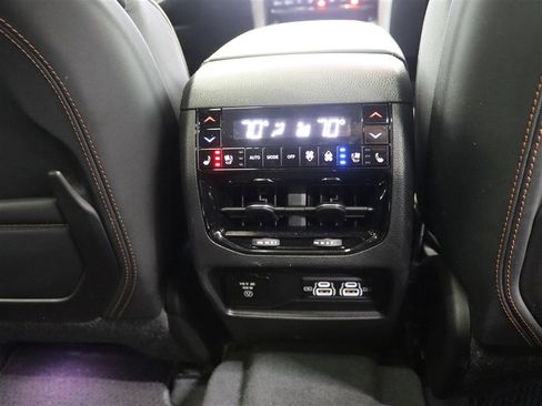 Used 2023 Jeep Grand Cherokee L Summit AWD/4WD image 28