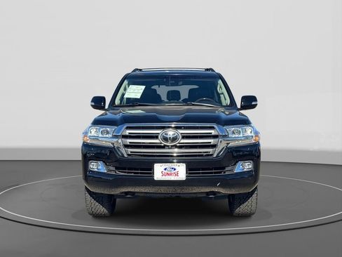 Used 2020 Toyota Land Cruiser image 3