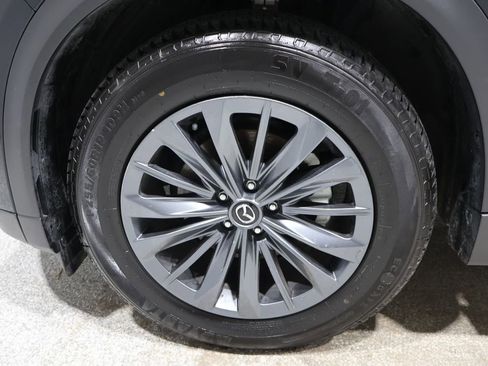 Used 2025 MAZDA CX-70 3.3 Turbo w/ Preferred Package image 9