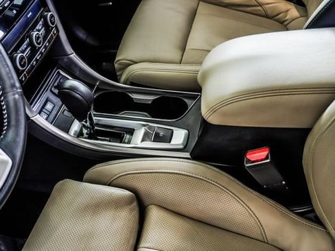 Used 2019 Subaru Ascent Limited AWD/4WD image 19