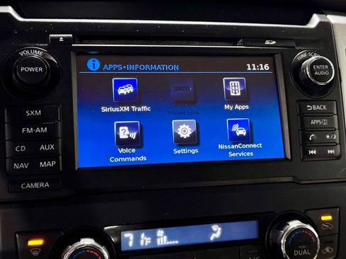 Used 2016 Nissan Titan SL image 16