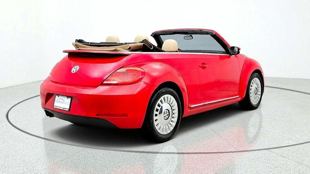 Used 2014 Volkswagen Beetle 2.5 FWD image 5
