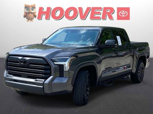 Used 2023 Toyota Tundra SR5 w/ SR5 Convenience Package RWD image 3