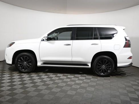 Used 2023 Lexus GX 460 Premium AWD/4WD image 2