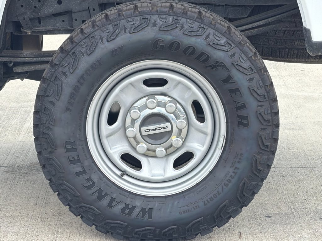 Used 2023 Ford F250 XL w/ 360-Degree Camera Package AWD/4WD image 23