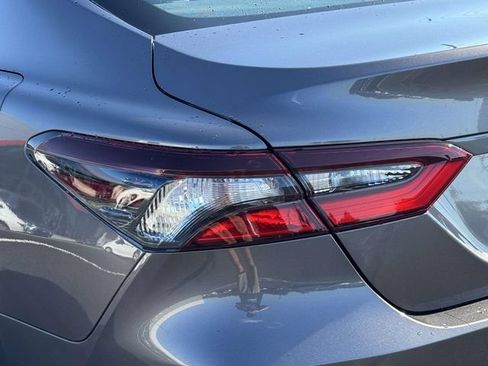 Used 2023 Toyota Camry LE AWD/4WD image 7