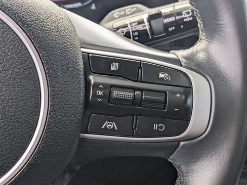 Used 2025 Kia Sportage EX w/ Premium Package FWD image 23